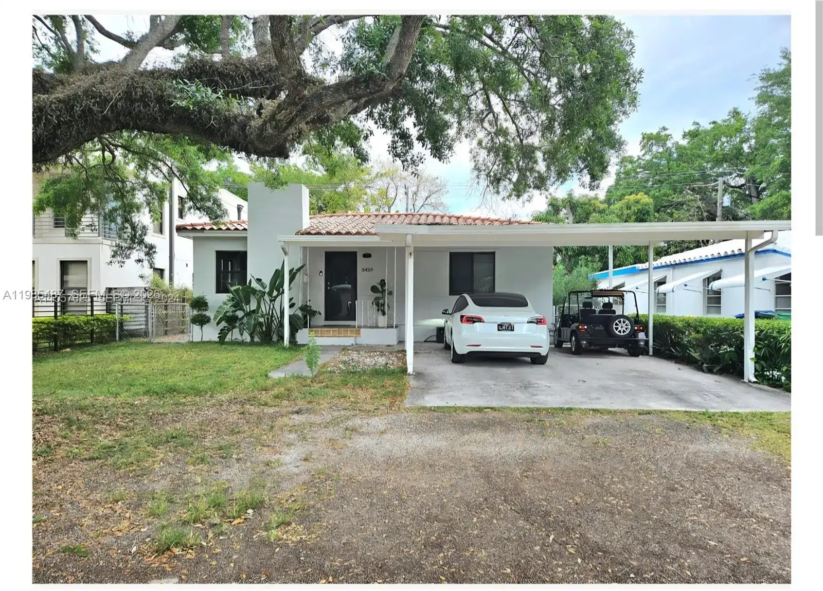 3 bedroom 2 bath Residential Lease for rent at 3439 Percival Ave, Miami FL 33133