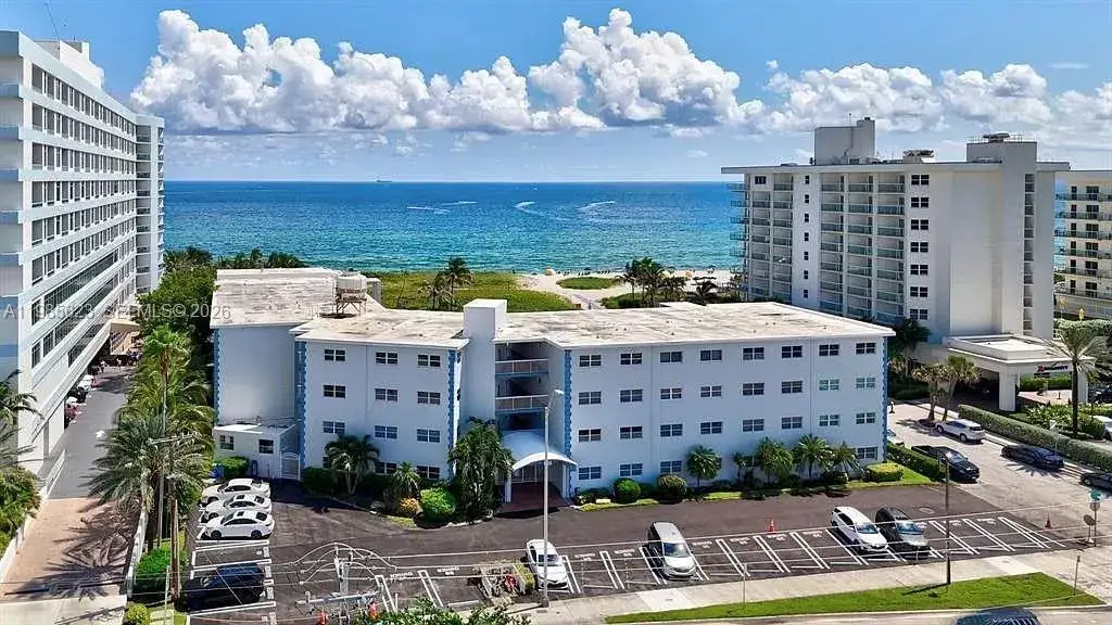 1300 N Ocean Blvd # 111, Pompano Beach FL 33062