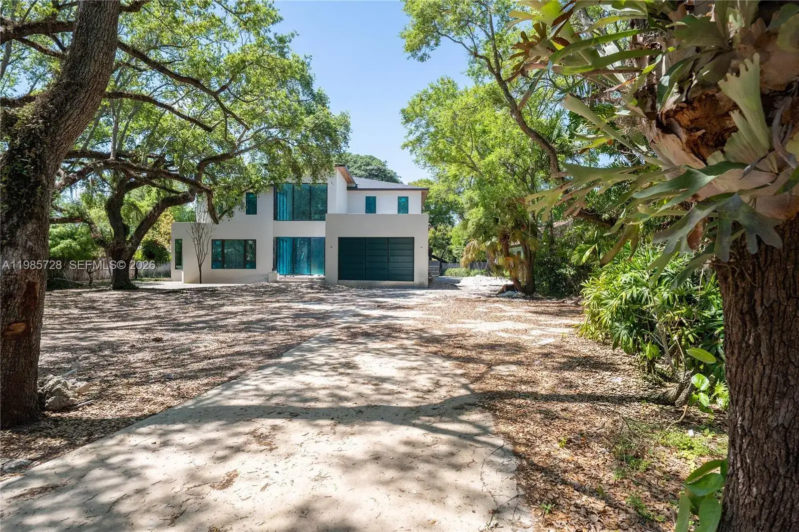 9 bedroom 9 bath Residential for sale at 18770 NE 22nd Ave, Miami FL 33180