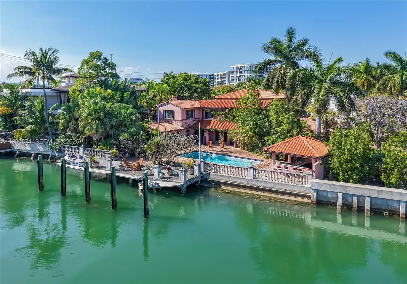 6 bedroom 6 bath Residential for sale at 3310 Garden Ave, Miami Beach FL 33140