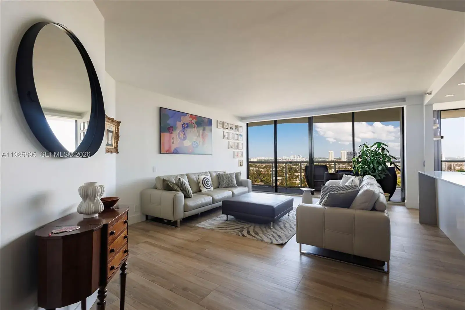 3 bedroom 2 bath Residential for sale at 3640 Yacht Club Dr # 1701, Aventura FL 33180