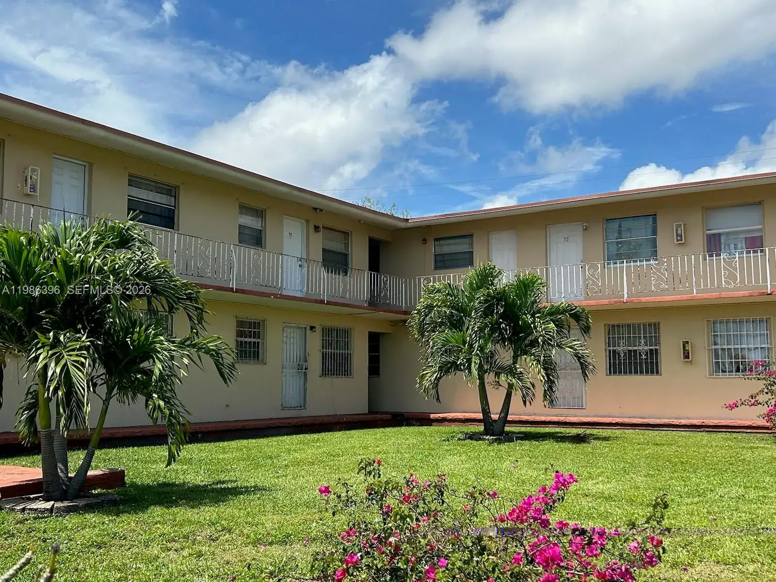 2 bedroom 1 bath Residential Lease for rent at 2651 NW 13th St # 53, Miami FL 33125
