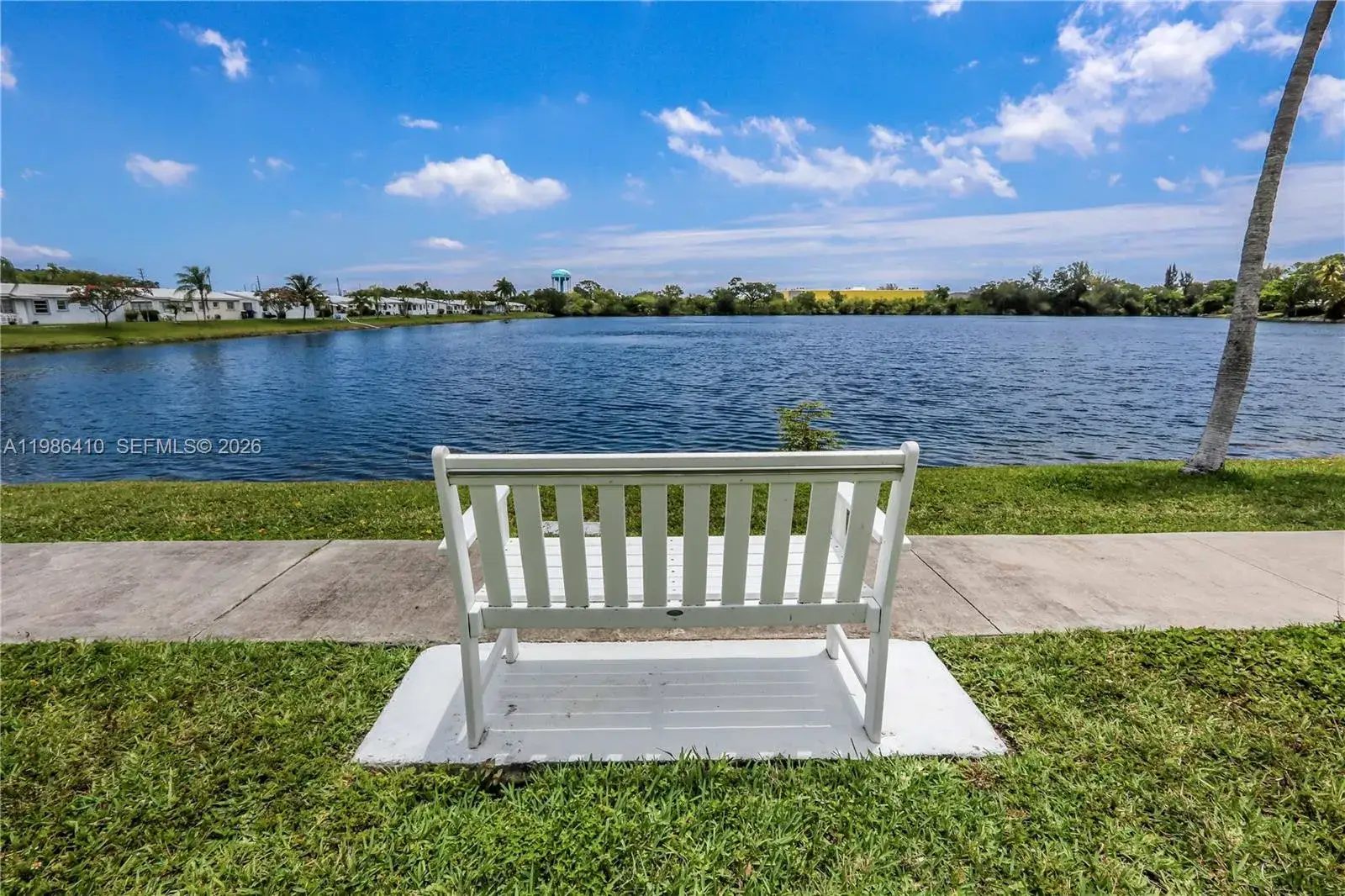 1 bedroom 1 bath Residential Lease for rent at 2223 Park Ln # 306, Hollywood FL 33021