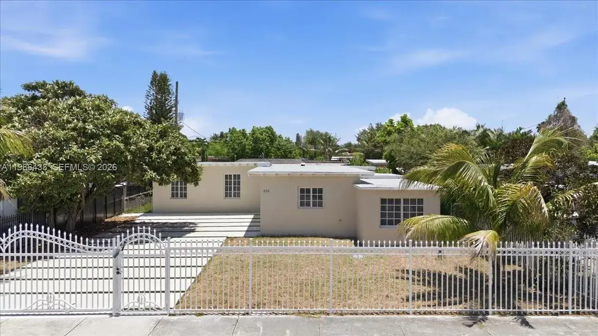 5 bedroom 3 bath Residential for sale at 323 NW 104th Ter, Miami FL 33150