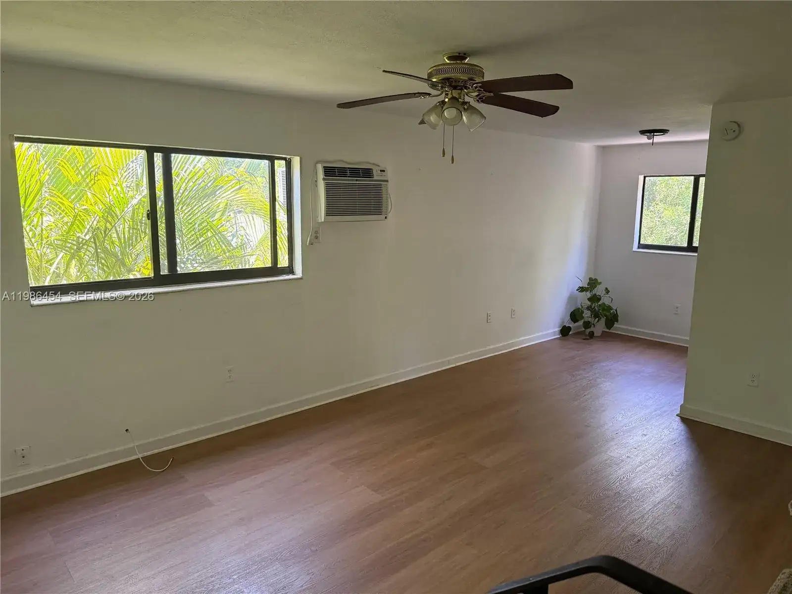 2 bedroom 1 bath Residential Lease for rent at 180 NE 71st St # 9, Miami FL 33138