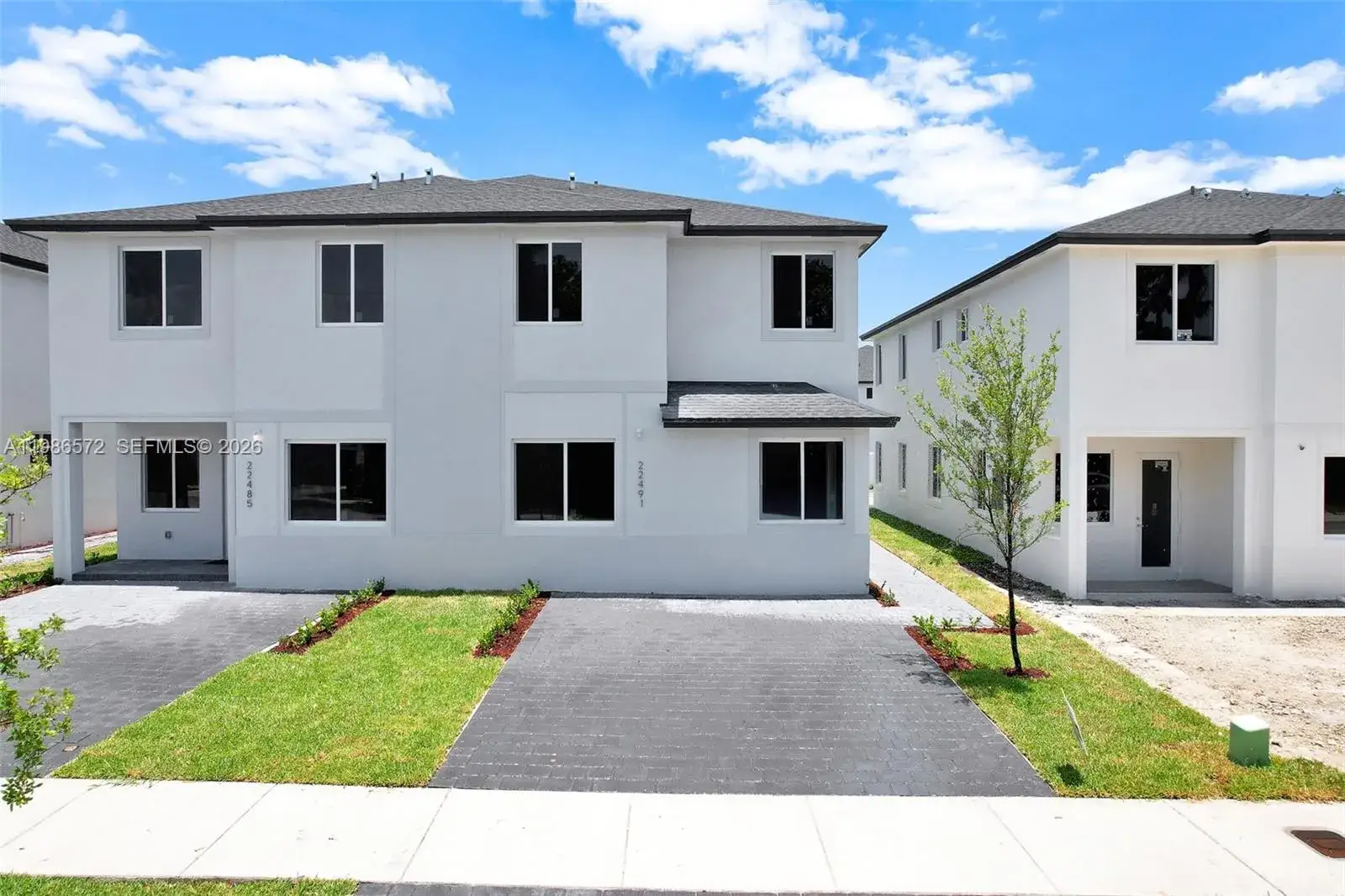5 bedroom 4 bath Residential for sale at 22555 SW 125th Ave, Miami FL 33170