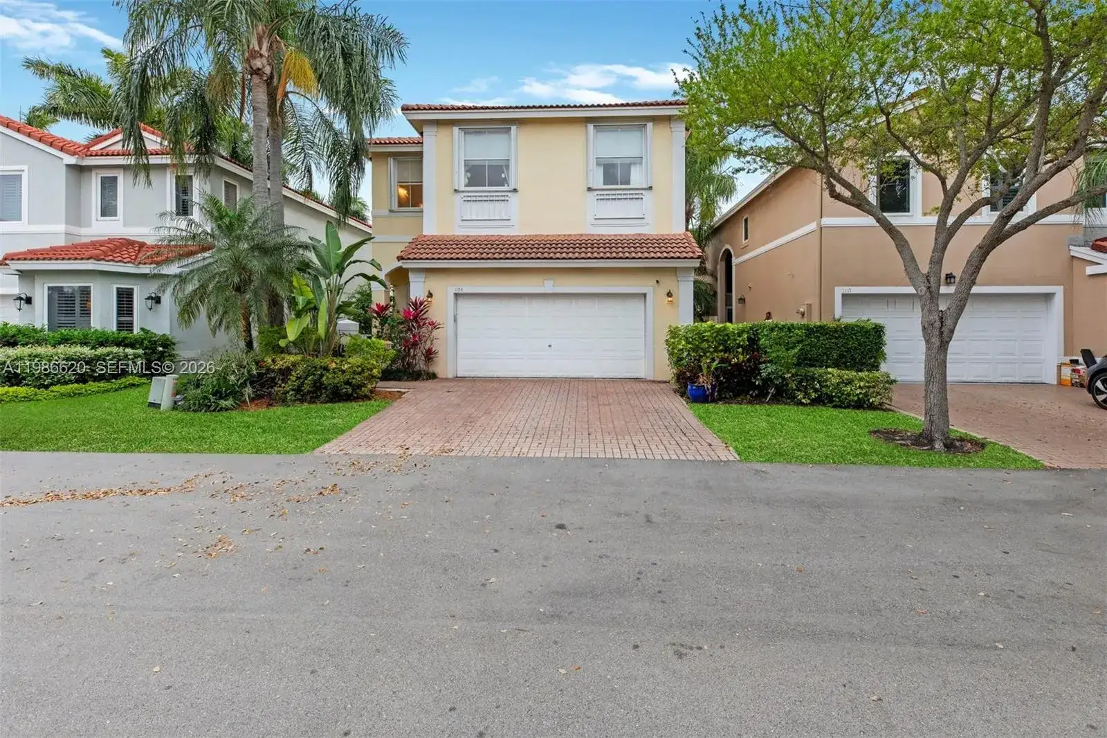 4 bedroom 2 bath Residential for sale at 1104 Redwood St, Hollywood FL 33019