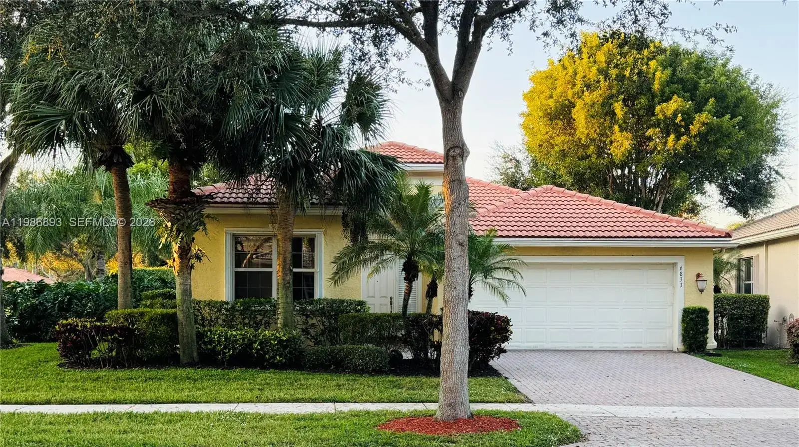 3 bedroom 2 bath Residential Lease for rent at 6833 Watertown Dr, Boynton Beach FL 33437