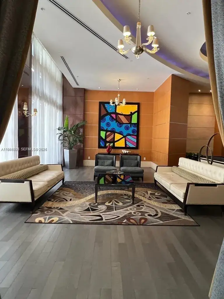 1 bedroom 1 bath Residential for sale at 253 NE 2nd St # 3806, Miami FL 33132