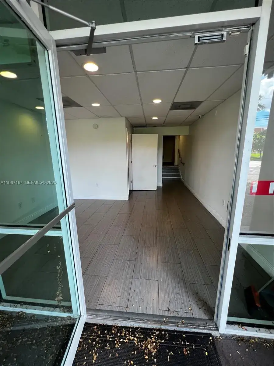 Commercial Sale for sale at 8221 NW 30th Ter, Doral FL 33198