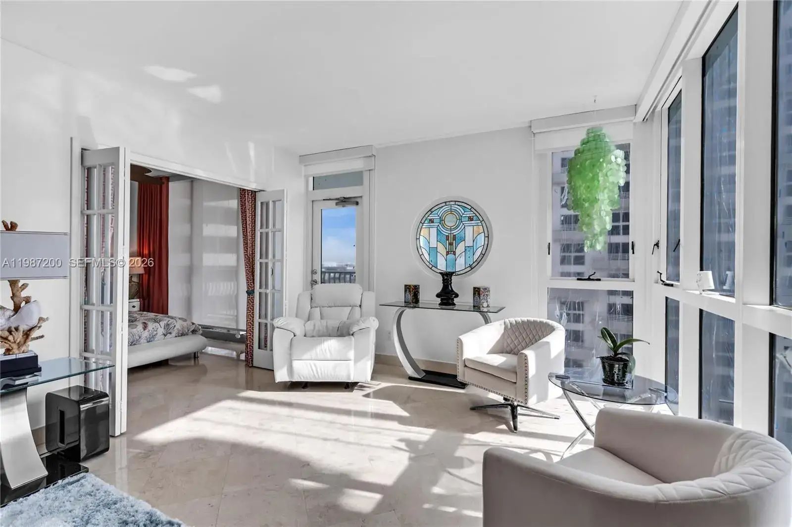 2 bedroom 2 bath Residential Lease for rent at 1500 Ocean Dr # 907, Miami Beach FL 33139