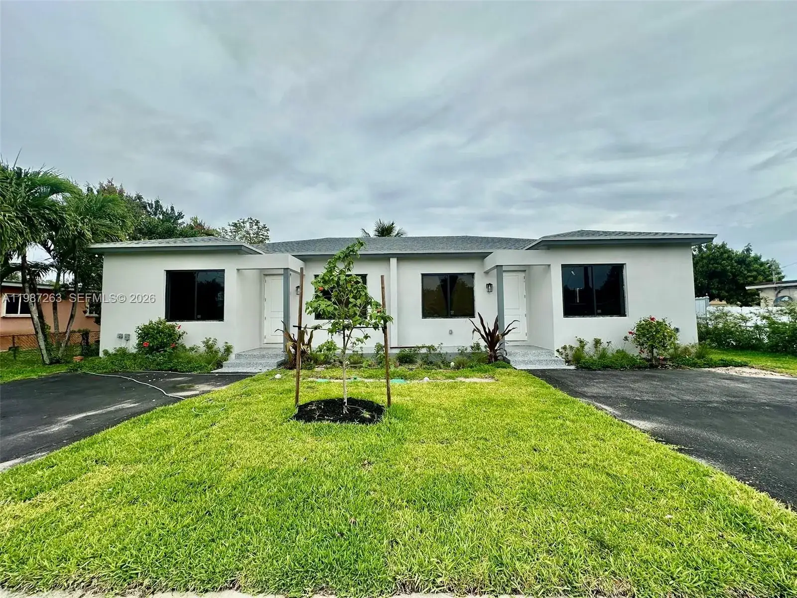 3 bedroom 2 bath Residential Lease for rent at 2377 NW 105th St # 1, Miami FL 33147