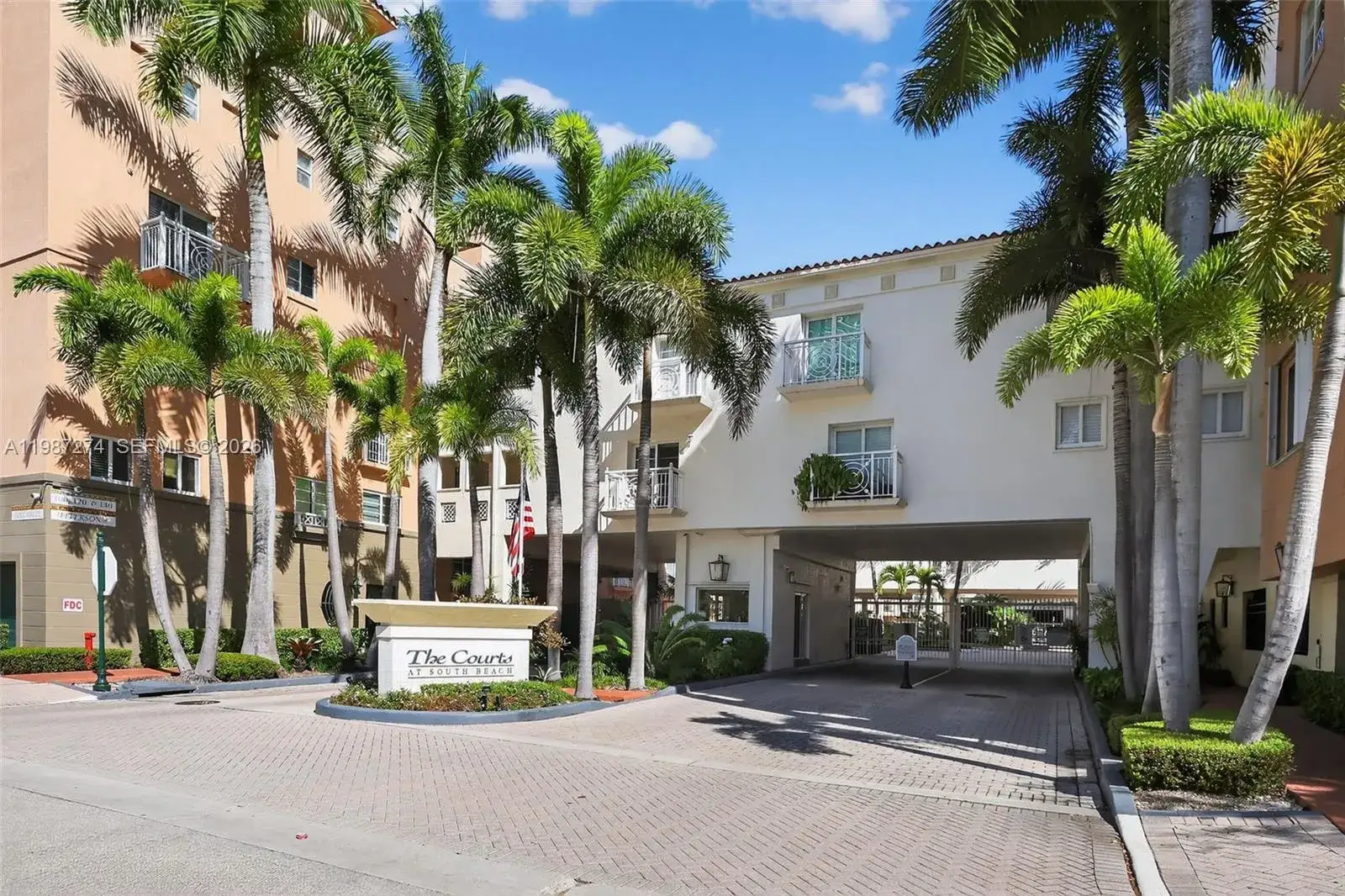 2 bedroom 2 bath Residential for sale at 120 Jefferson Ave # 12009, Miami Beach FL 33139
