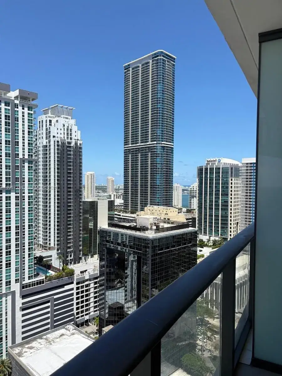 2 bedroom 2 bath Residential Lease for rent at 1300 S Miami Ave # 2911, Miami FL 33130