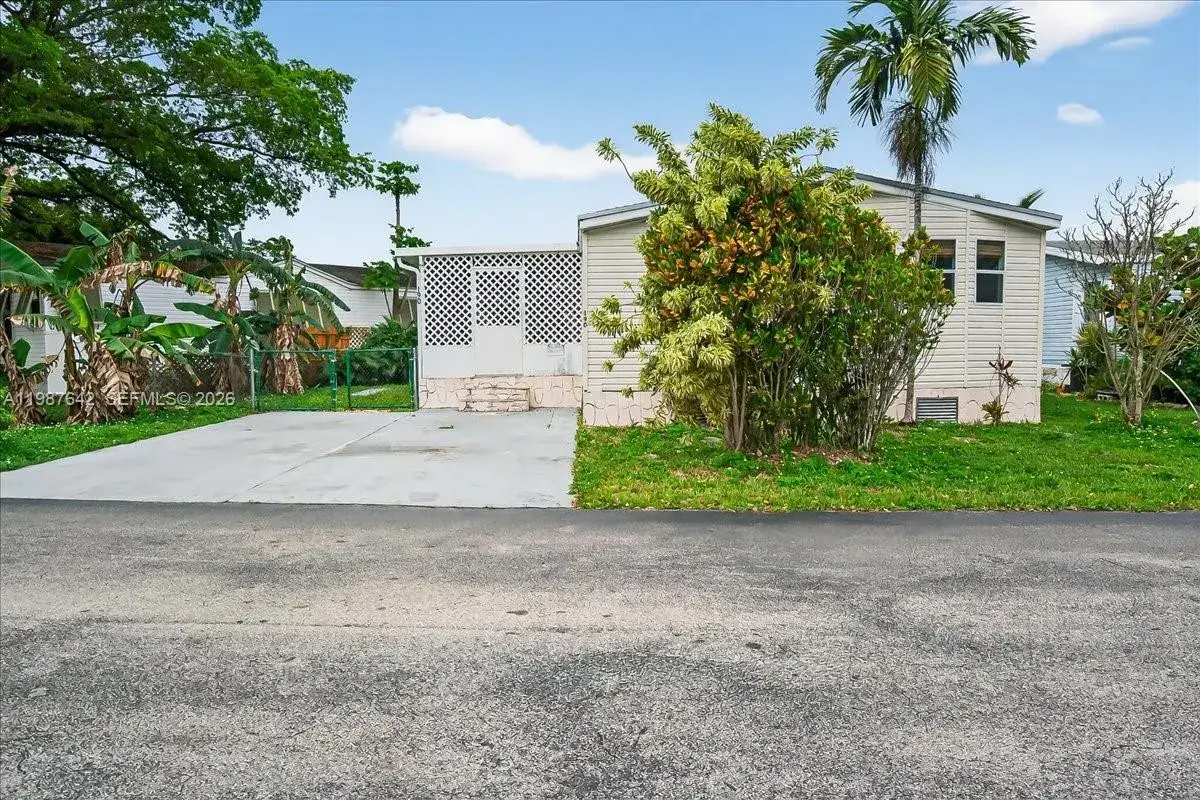 2 bedroom 2 bath Residential for sale at 35250 SW 177th Ct, Homestead FL 33034