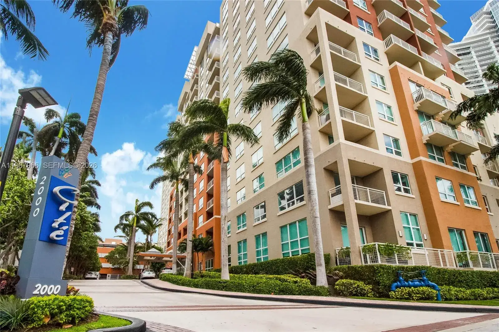 1 bedroom 1 bath Residential for sale at 2000 N Bayshore Dr # 506, Miami FL 33137