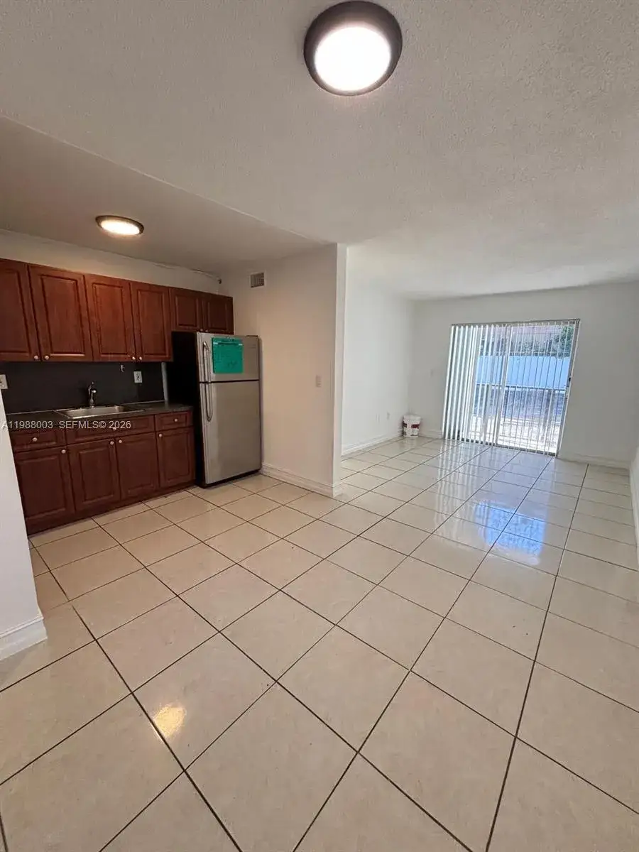 2 bedroom 1 bath Residential Lease for rent at 1638 NW 4th St # 3, Miami FL 33125