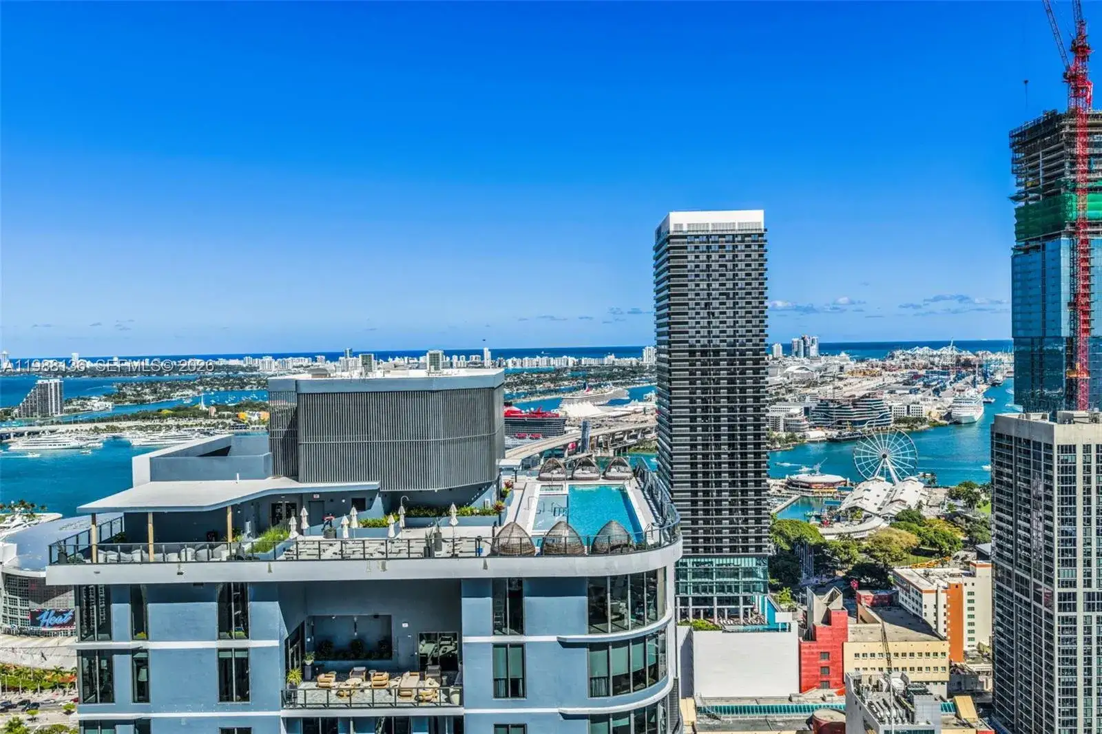 1 bedroom 2 bath Residential for sale at 121 NE 5th St # 902, Miami FL 33132