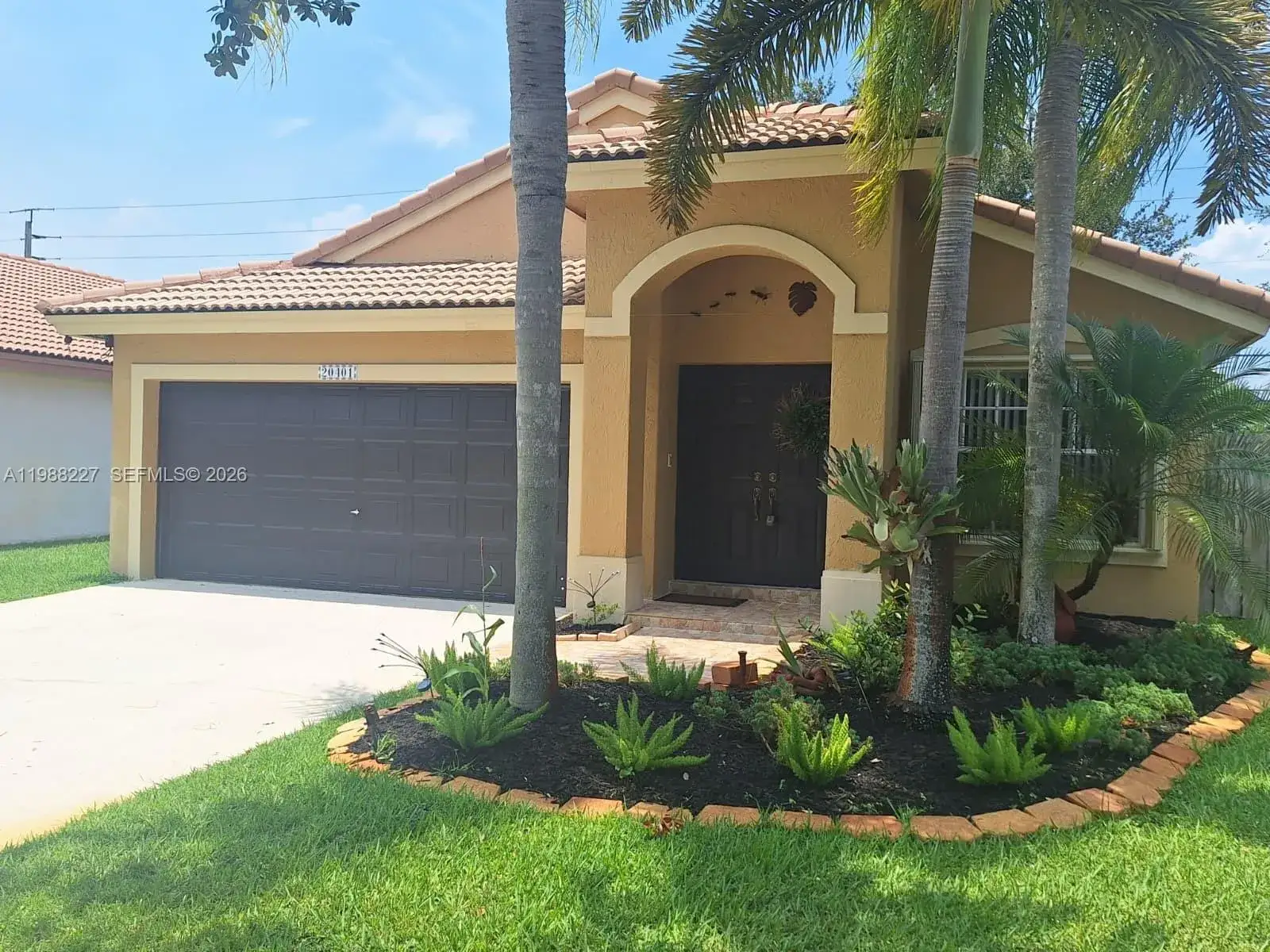 3 bedroom 2 bath Residential for sale at 20401 SW 1st St, Pembroke Pines FL 33029