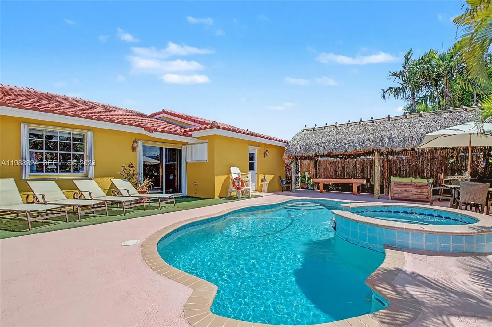 3 bedroom 2 bath Residential for sale at 21040 SW 85th Pass, Cutler Bay FL 33189