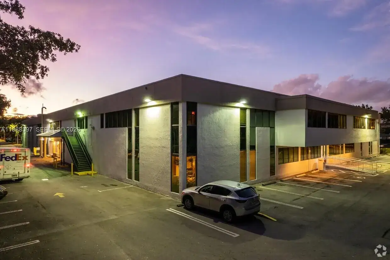 Commercial Sale for sale at 2000 S Dixie Hwy # 200, Miami FL 33133