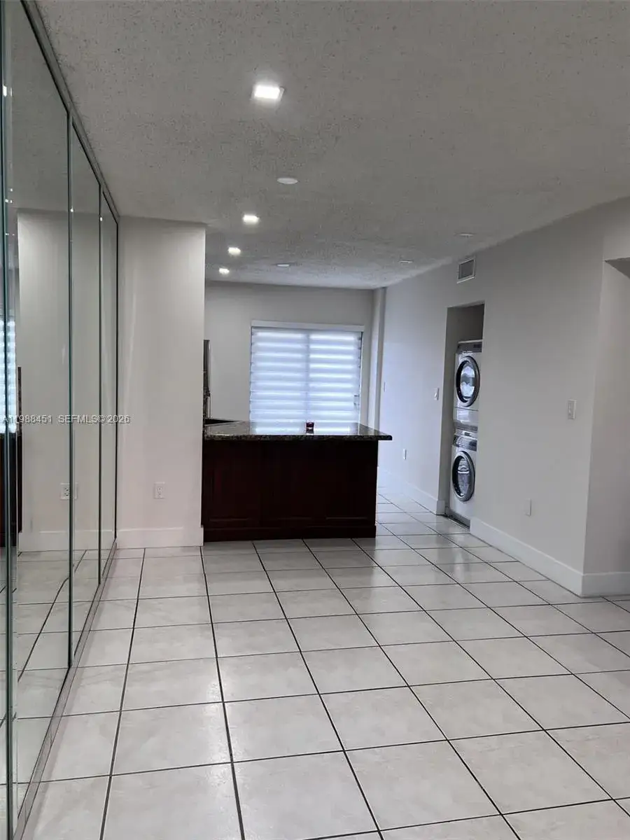 2 bedroom 2 bath Residential for sale at 5480 W 21st Ct # 404, Hialeah FL 33016