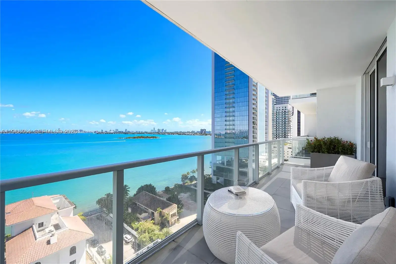 2 bedroom 2 bath Residential for sale at 601 NE 27th St # 1507, Miami FL 33137