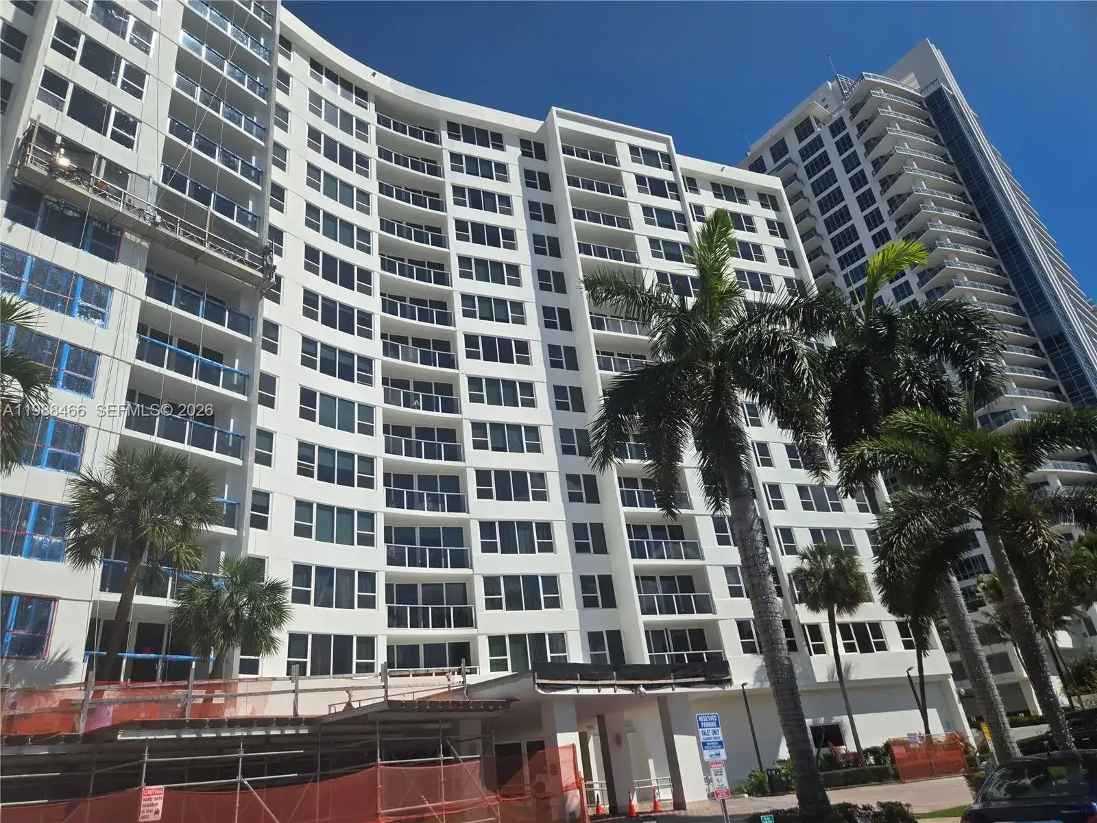 1 bedroom 1 bath Residential Lease for rent at 3505 S Ocean Dr # 804, Hollywood FL 33019