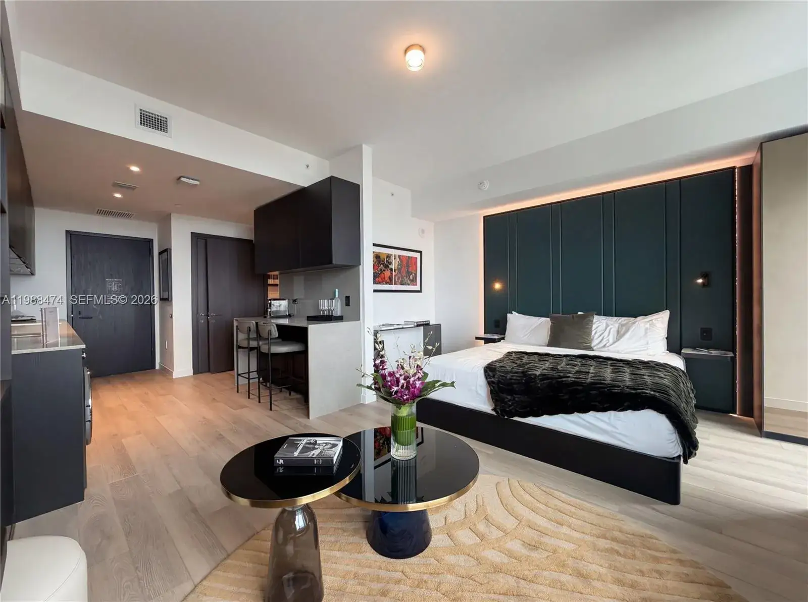 1 bath Residential for sale at 20 NE 11th St # 4111, Miami FL 33132