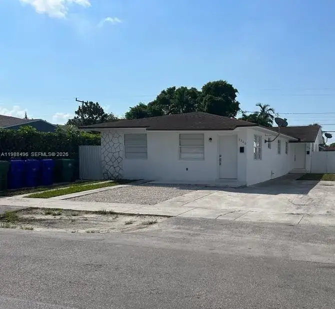 2 bedroom 1 bath Residential Lease for rent at 3306 SW 24th Ter, Miami FL 33145
