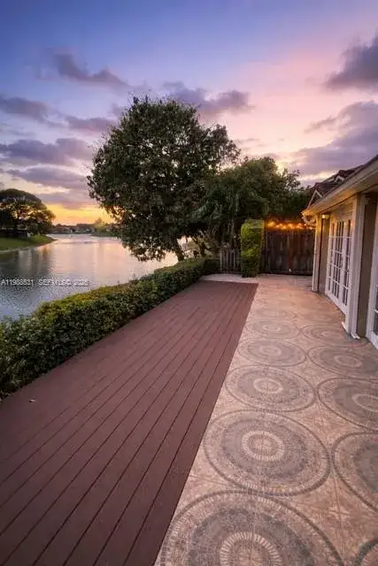 4 bedroom 2 bath Residential for sale at 16236 SW 100th Ter, Miami FL 33196