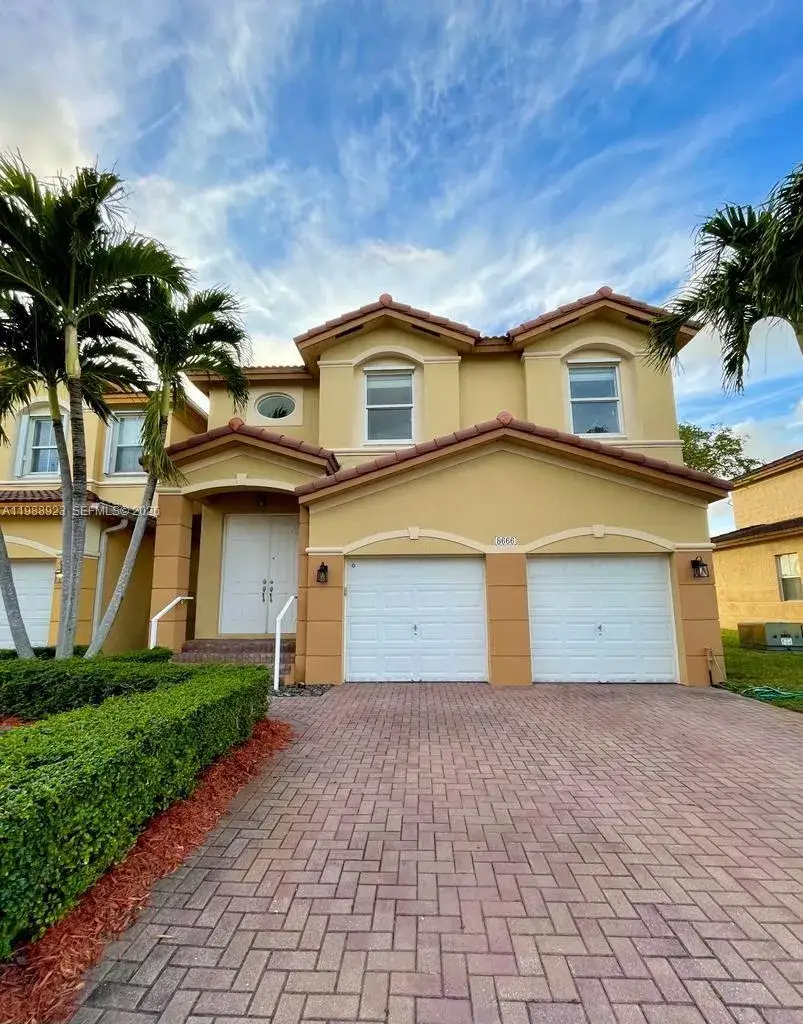 4 bedroom 2 bath Residential Lease for rent at 8666 NW 109th Ct # 8666, Doral FL 33178