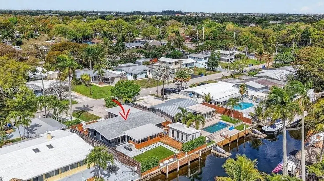 3 bedroom 2 bath Residential for sale at 2436 Cat Cay Ln, Fort Lauderdale FL 33312