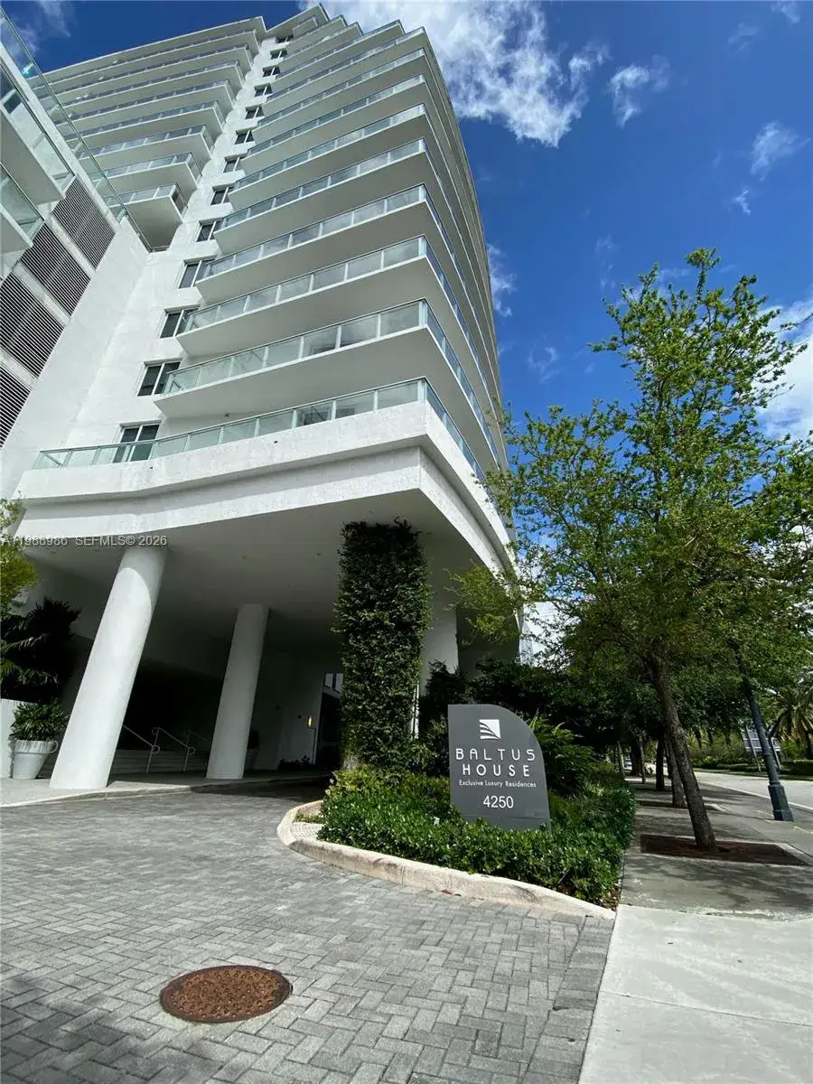 1 bedroom 1 bath Residential for sale at 4250 Biscayne Blvd # 1205, Miami FL 33137