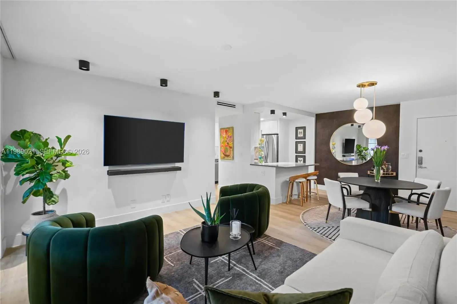 2 bedroom 2 bath Residential for sale at 1940 NE 2nd Ave # 118J, Wilton Manors FL 33305