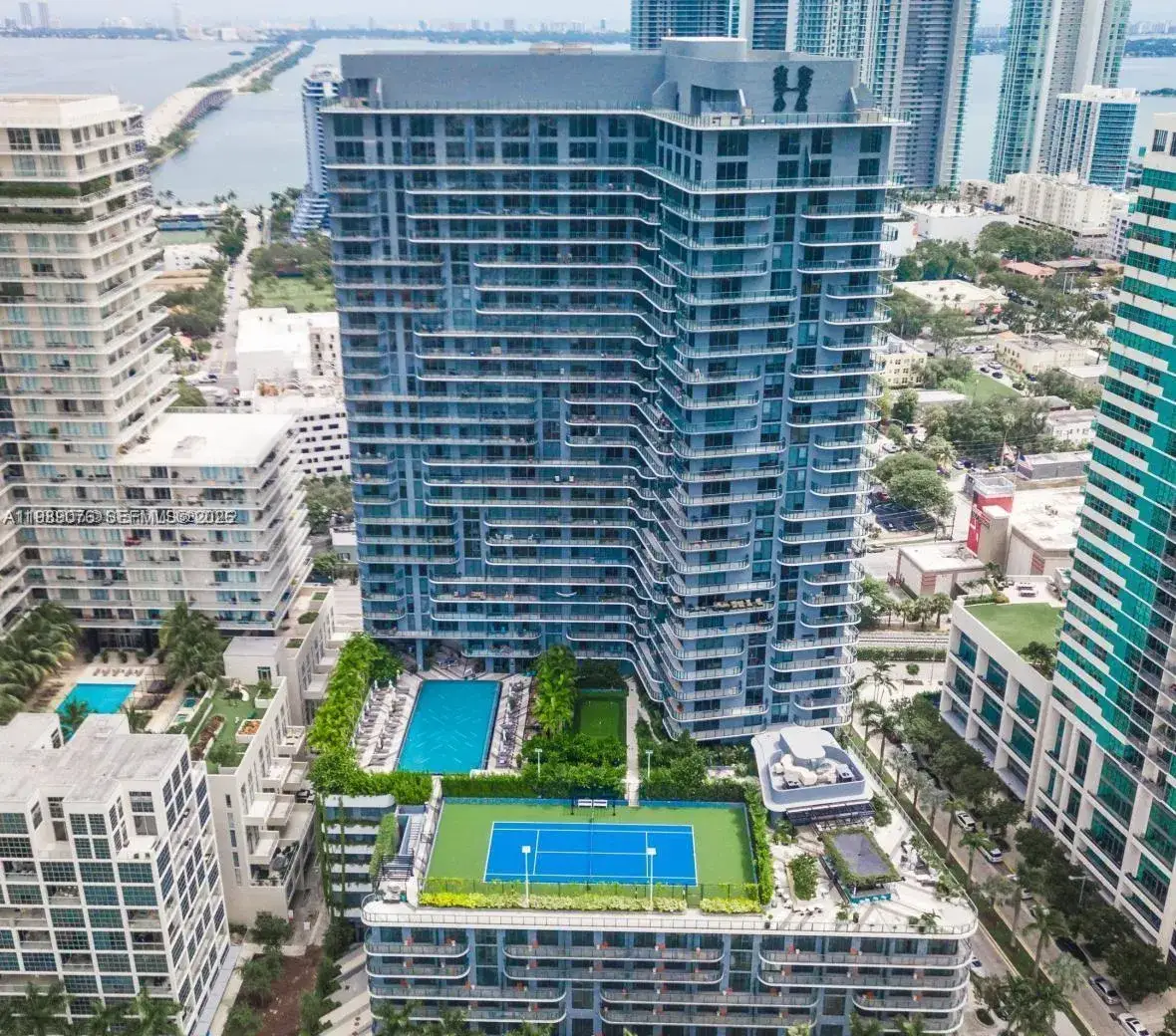 1 bedroom 1 bath Residential for sale at 121 NE 34th St # 2115, Miami FL 33137