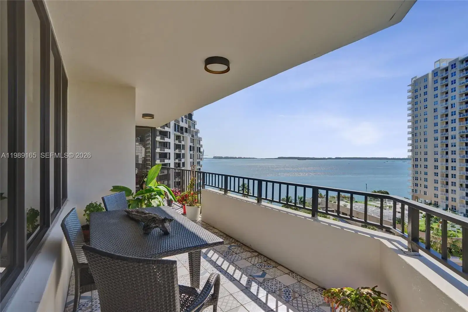 2 bedroom 2 bath Residential for sale at 520 Brickell Key Dr # A1015, Miami FL 33131