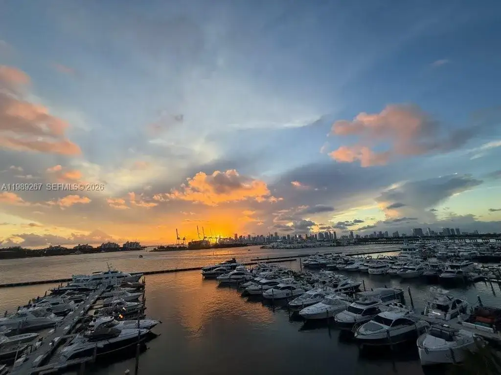 2 bedroom 2 bath Residential for sale at 90 Alton Rd # 803, Miami Beach FL 33139