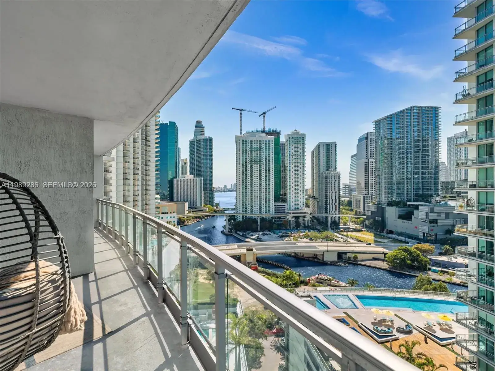 2 bedroom 2 bath Residential for sale at 90 SW 3rd St # 2013, Miami FL 33130