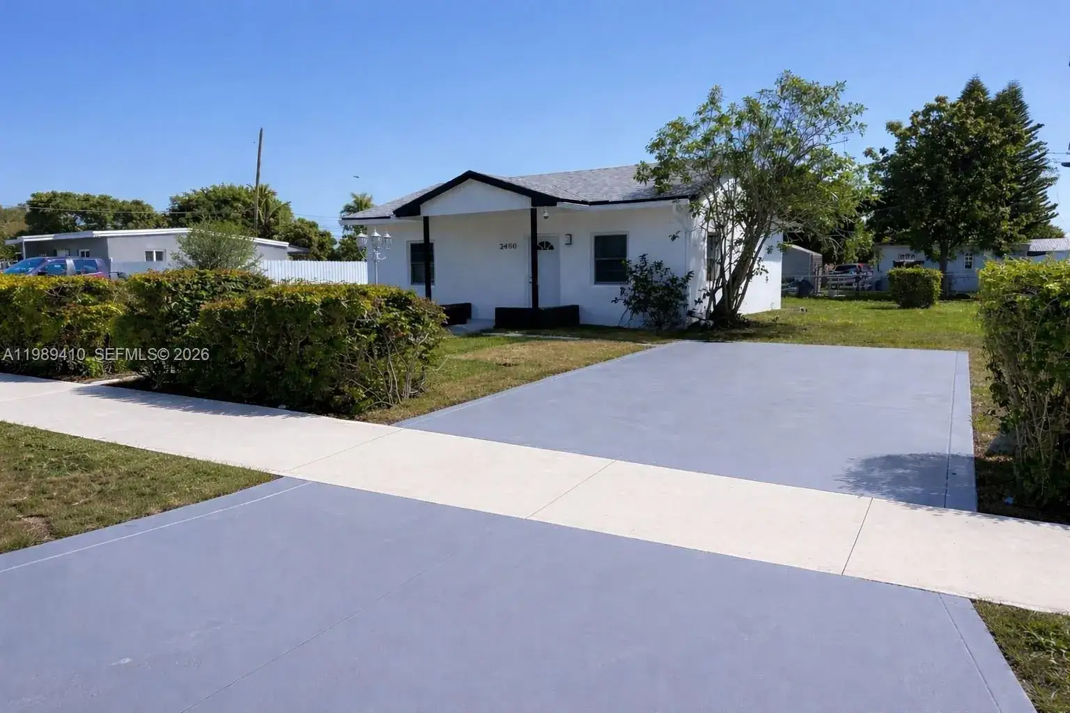 2 bedroom 1 bath Residential for sale at 2450 NW 157th St Rd, Miami Gardens FL 33054