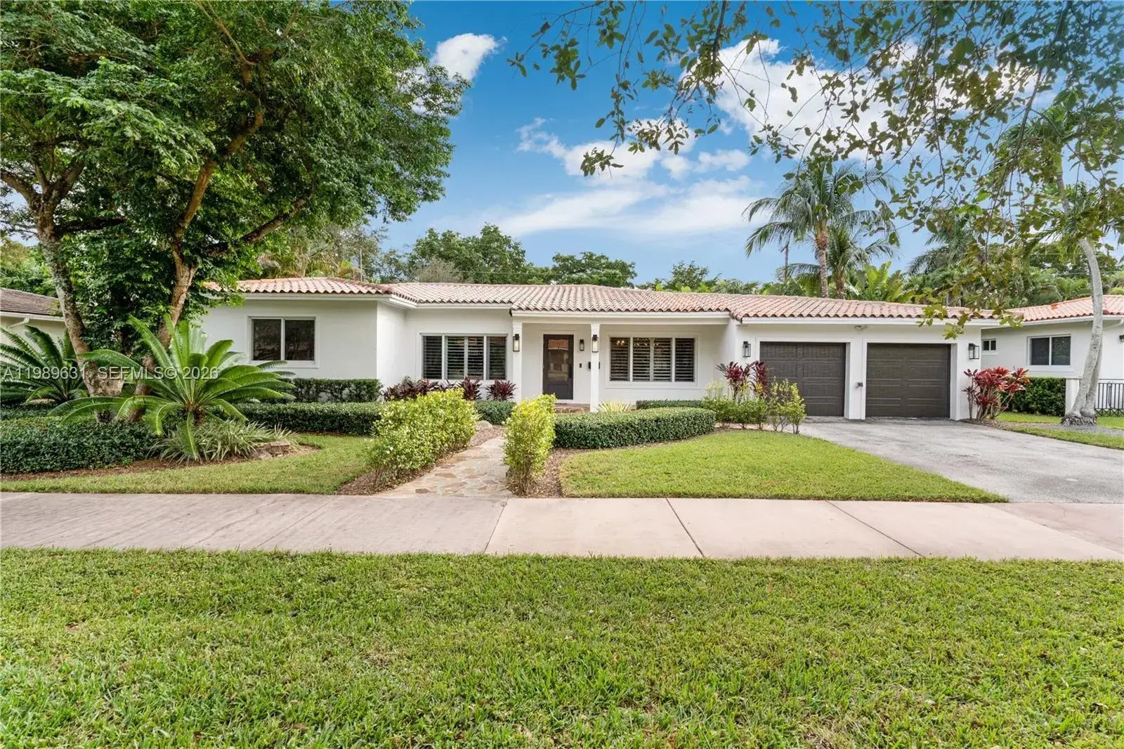 3 bedroom 3 bath Residential for sale at 426 Hardee Rd, Coral Gables FL 33146