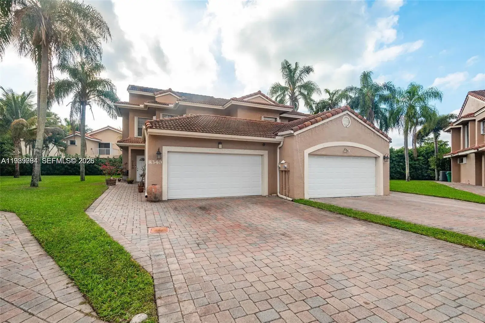 2 bedroom 1 bath Residential for sale at 8340 NW 191st Ln # 6L, Hialeah FL 33015