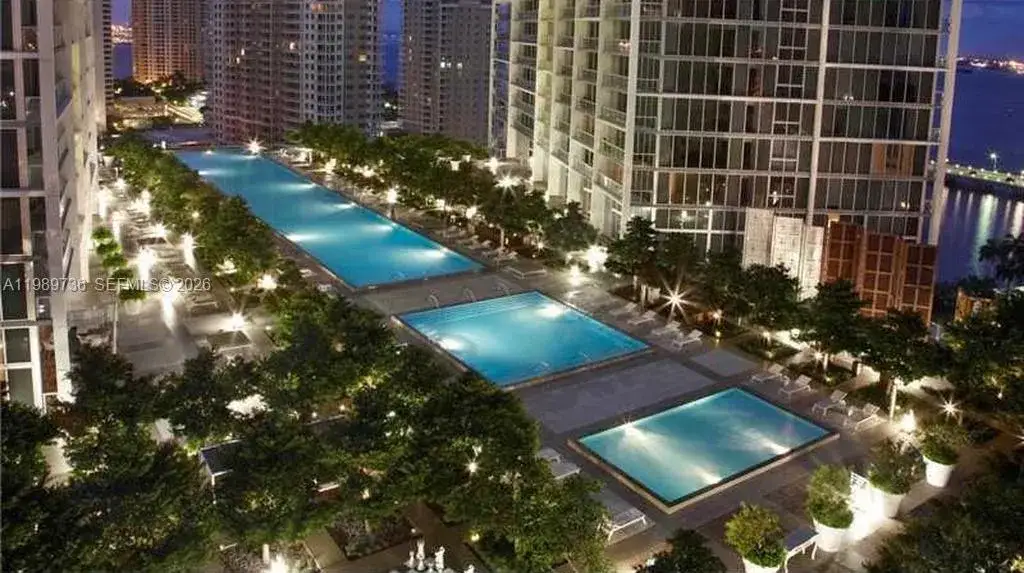 1 bedroom 1 bath Residential for sale at 475 Brickell Ave # 5111, Miami FL 33131
