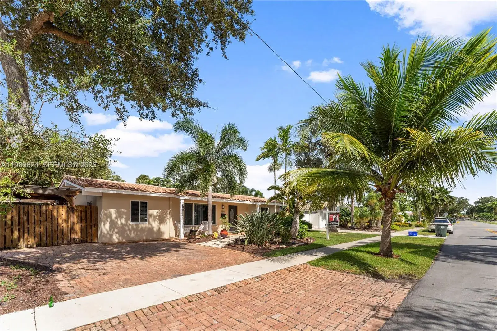 3 bedroom 2 bath Residential for sale at 1111 SW 5th St, Boca Raton FL 33486