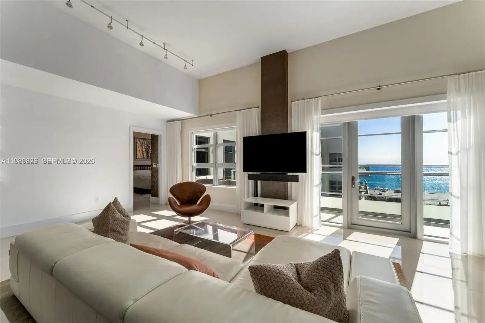 2 bedroom 2 bath Residential for sale at 3739 Collins Ave # 604, Miami Beach FL 33140