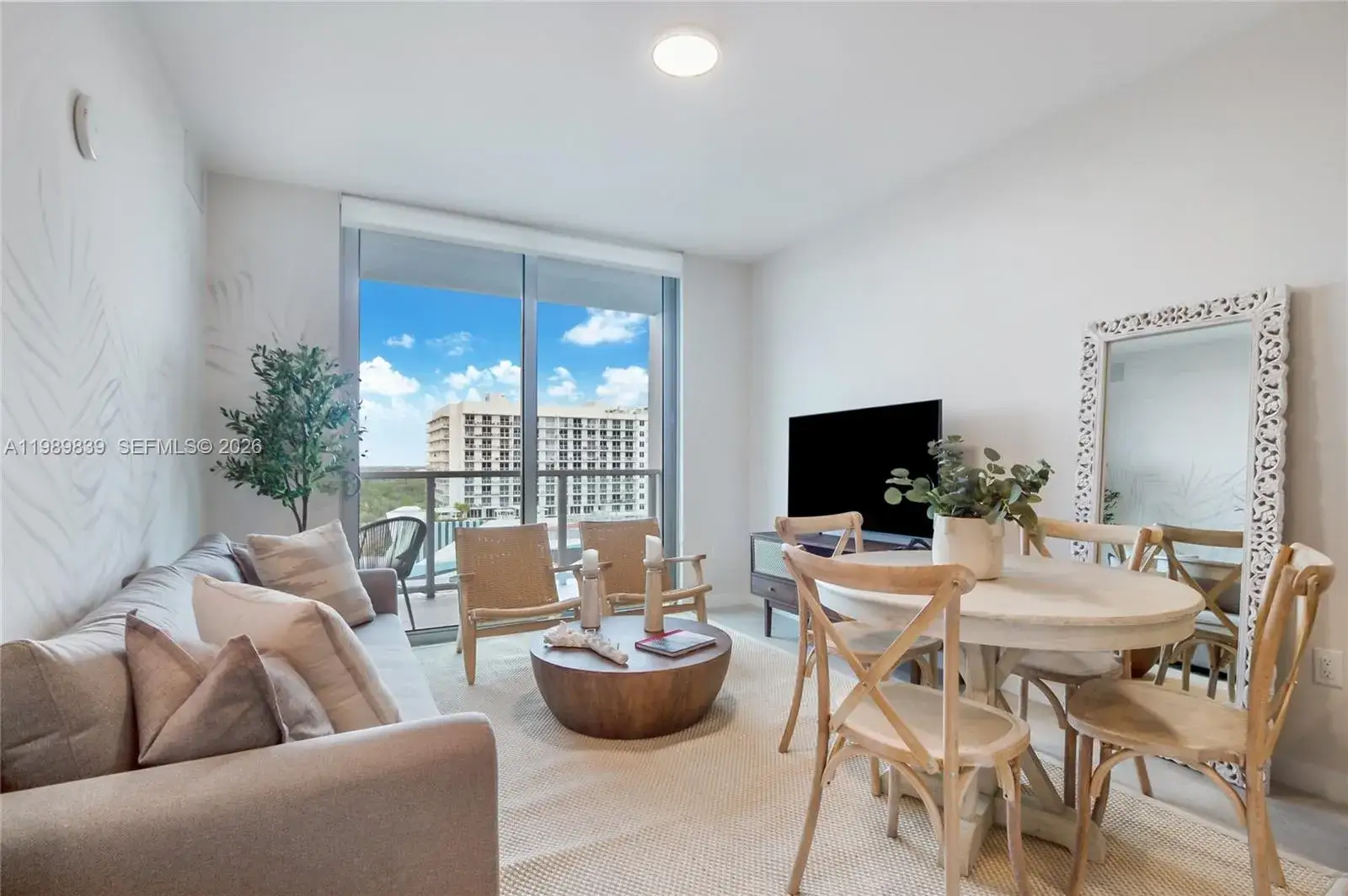 1 bedroom 1 bath Residential for sale at 3900 Biscayne Blvd # 911, Miami FL 33137