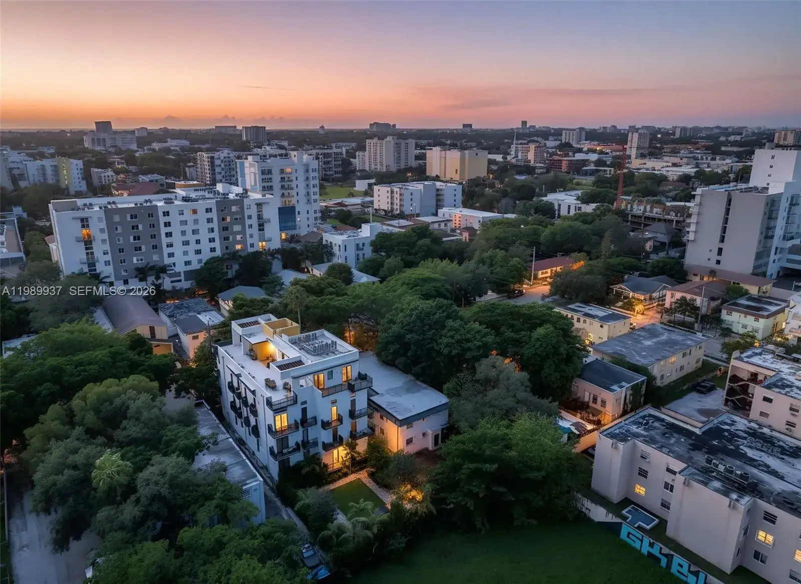 2 bedroom 1 bath Residential Lease for rent at 641 NW 2nd St # 1, Miami FL 33128