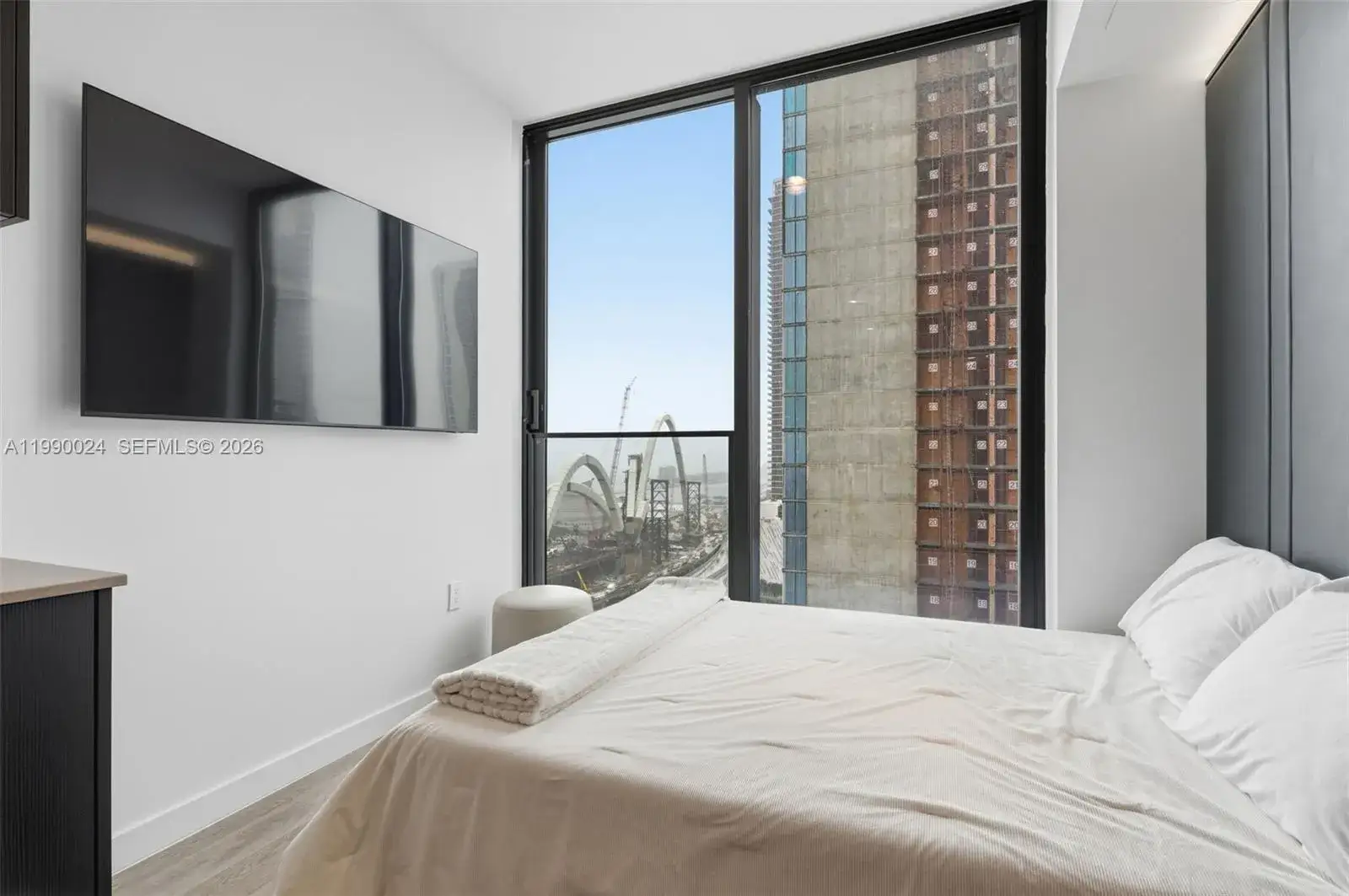 1 bath Residential for sale at 20 NE 11th St # 2306A, Miami FL 33132