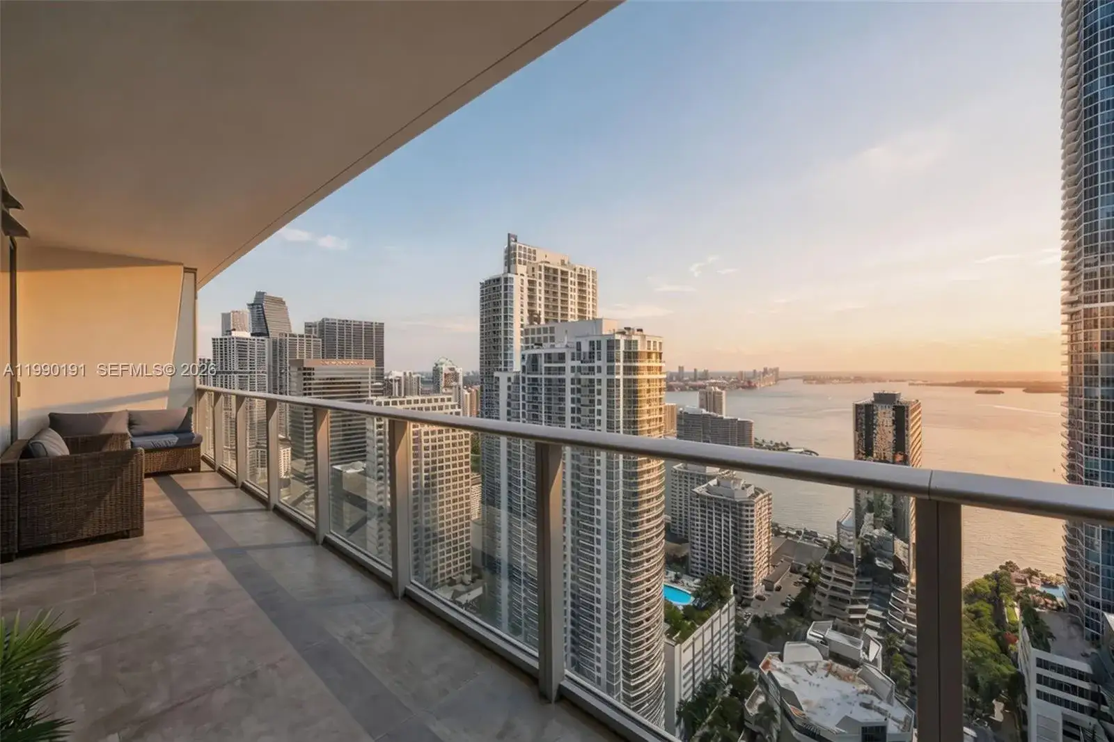 2 bedroom 3 bath Residential for sale at 1010 Brickell Av # 4203, Miami FL 33131
