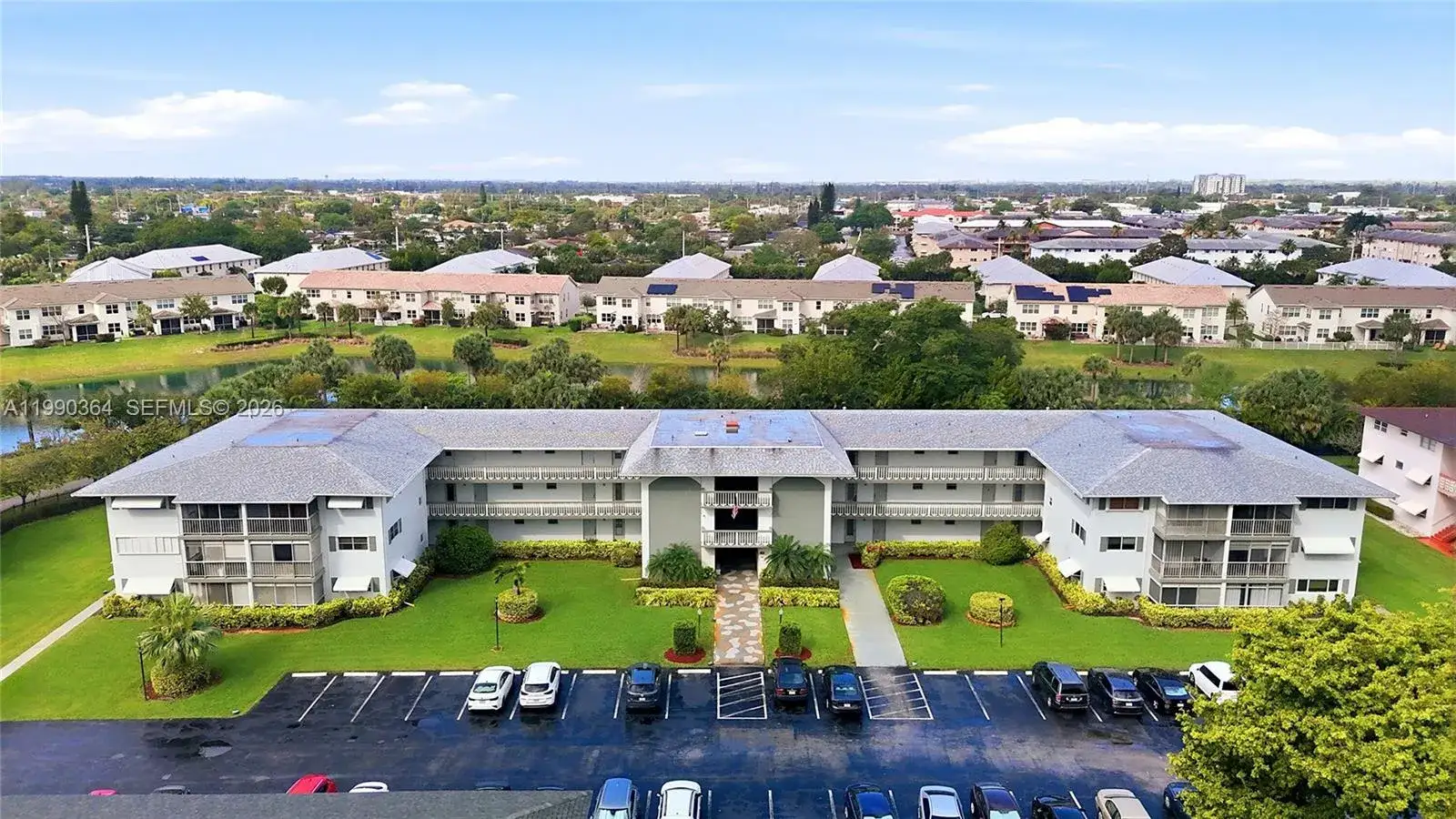 1 bedroom 1 bath Residential for sale at 1200 Hillcrest Ct # 306, Hollywood FL 33021